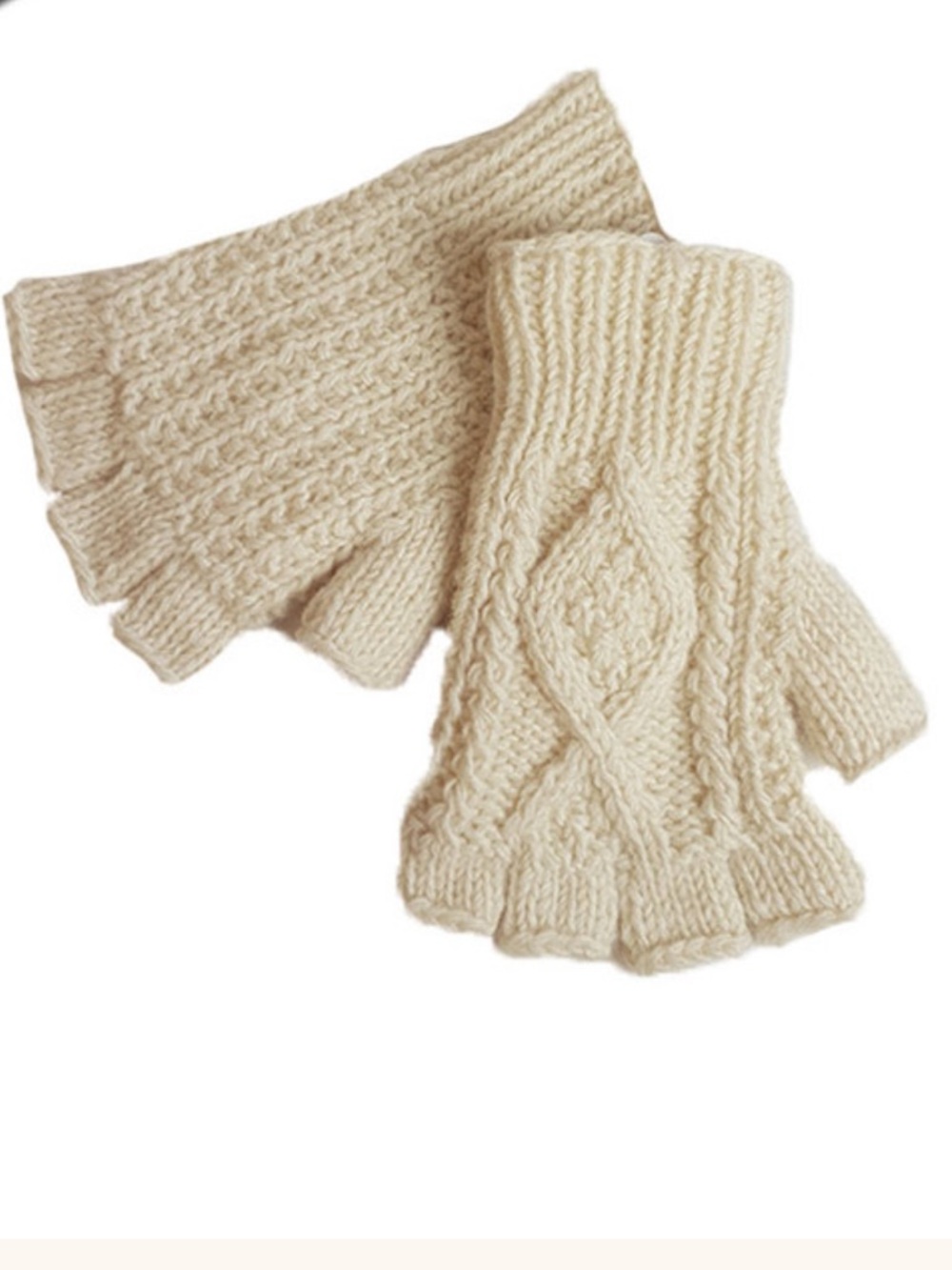 NWOT Aran Sweater Market Cream Cable Knit Fingerless Gloves one size